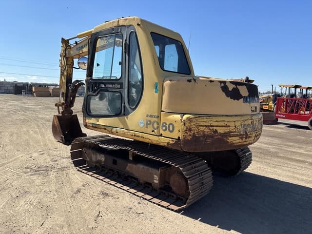 Image of Komatsu PC60 equipment image 3