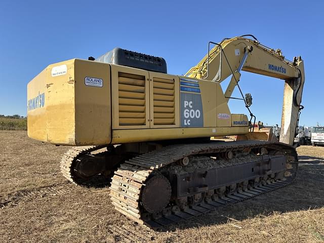 Image of Komatsu PC600LC equipment image 4