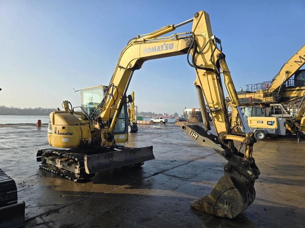 Image of Komatsu PC88MR-10 Primary image