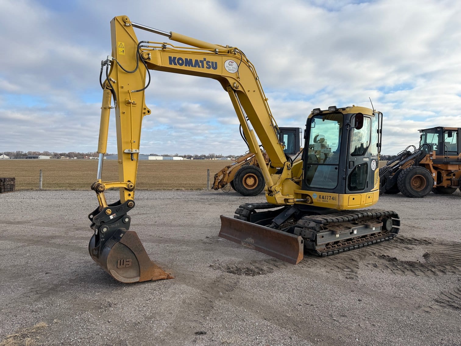 Komatsu PC88MR-10 Equipment Image0