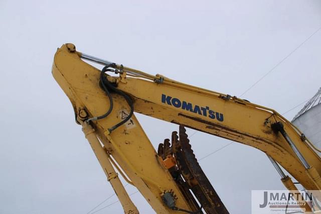 Image of Komatsu PC220LC equipment image 4