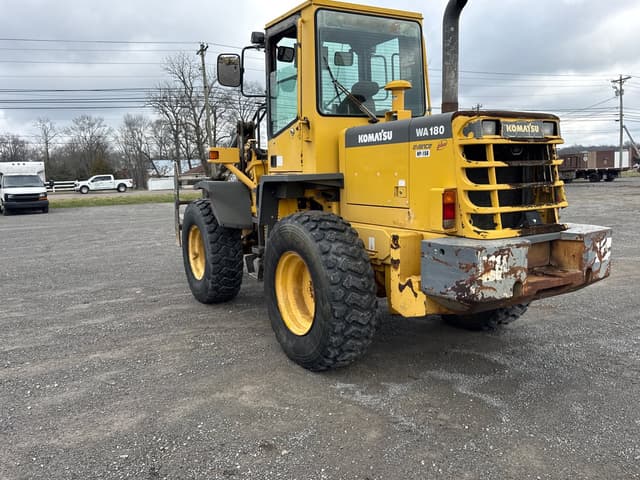 Image of Komatsu WA180 equipment image 1