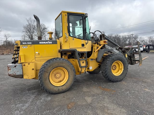 Image of Komatsu WA180 equipment image 3