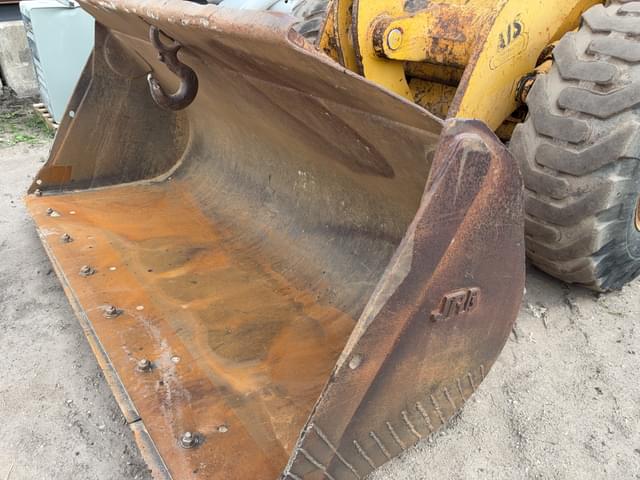 Image of Komatsu WA320 equipment image 1