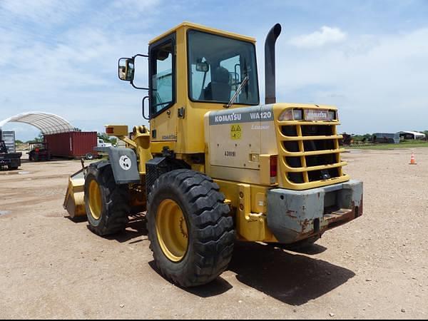 Image of Komatsu WA120 equipment image 3