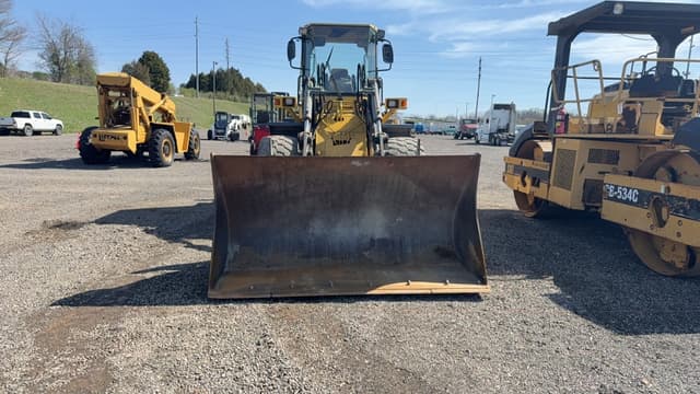 Image of Komatsu WA180 equipment image 1