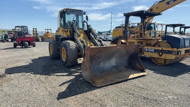 Image of Komatsu WA180 equipment image 2