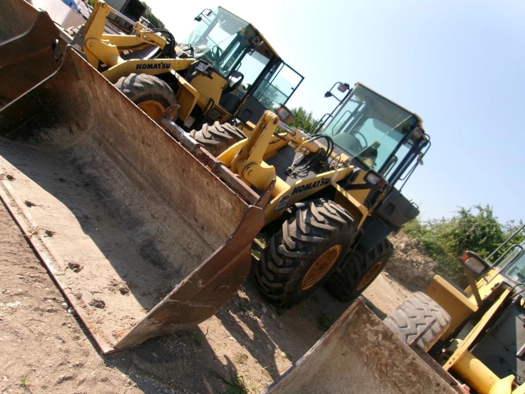 Image of Komatsu WA200 Image 0