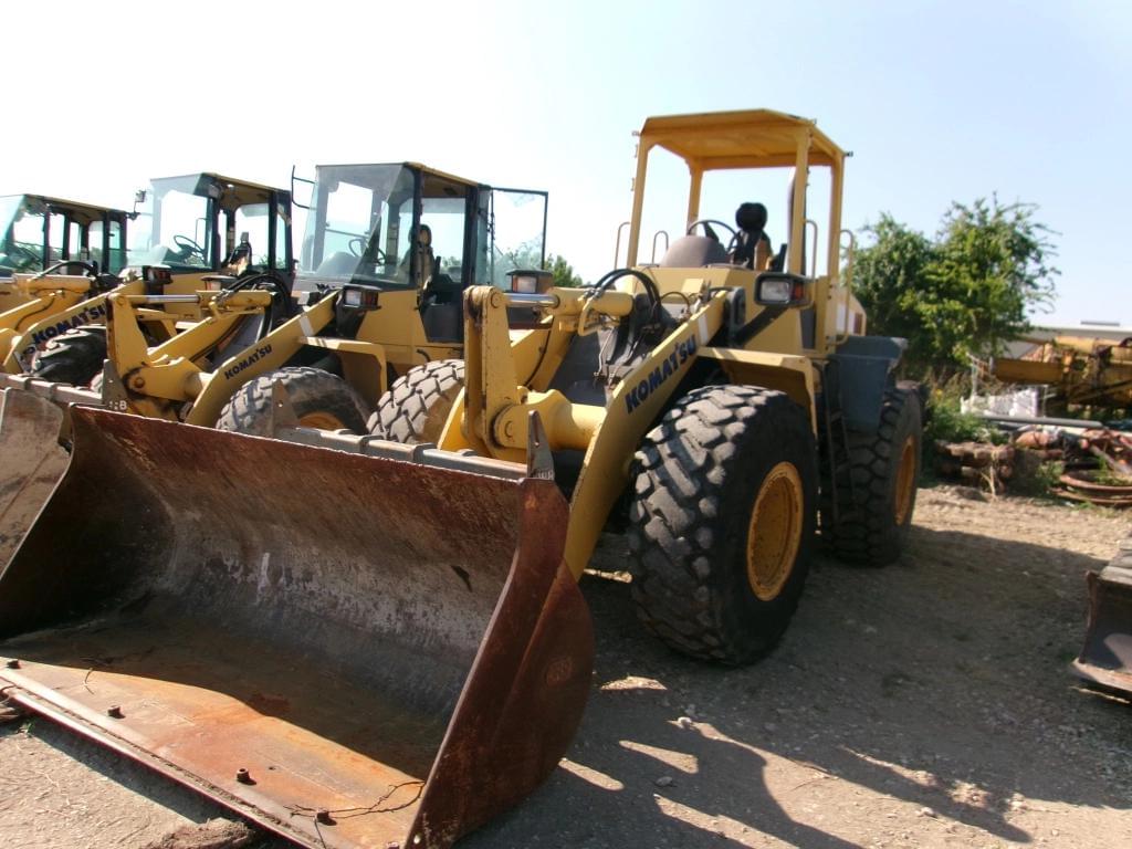 Image of Komatsu WA200 Image 0