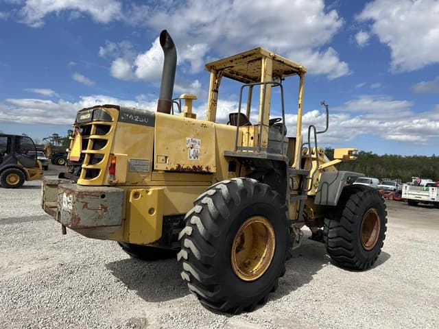 Image of Komatsu WA250-3MC equipment image 3
