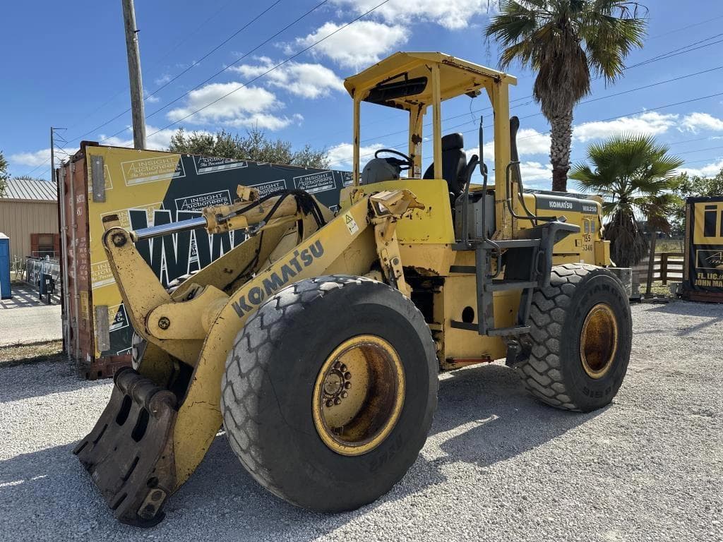 Image of Komatsu WA250-3MC Primary image