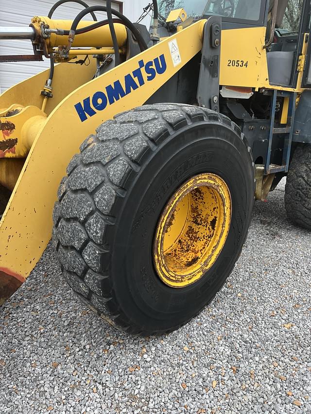 Image of Komatsu WA250 equipment image 3