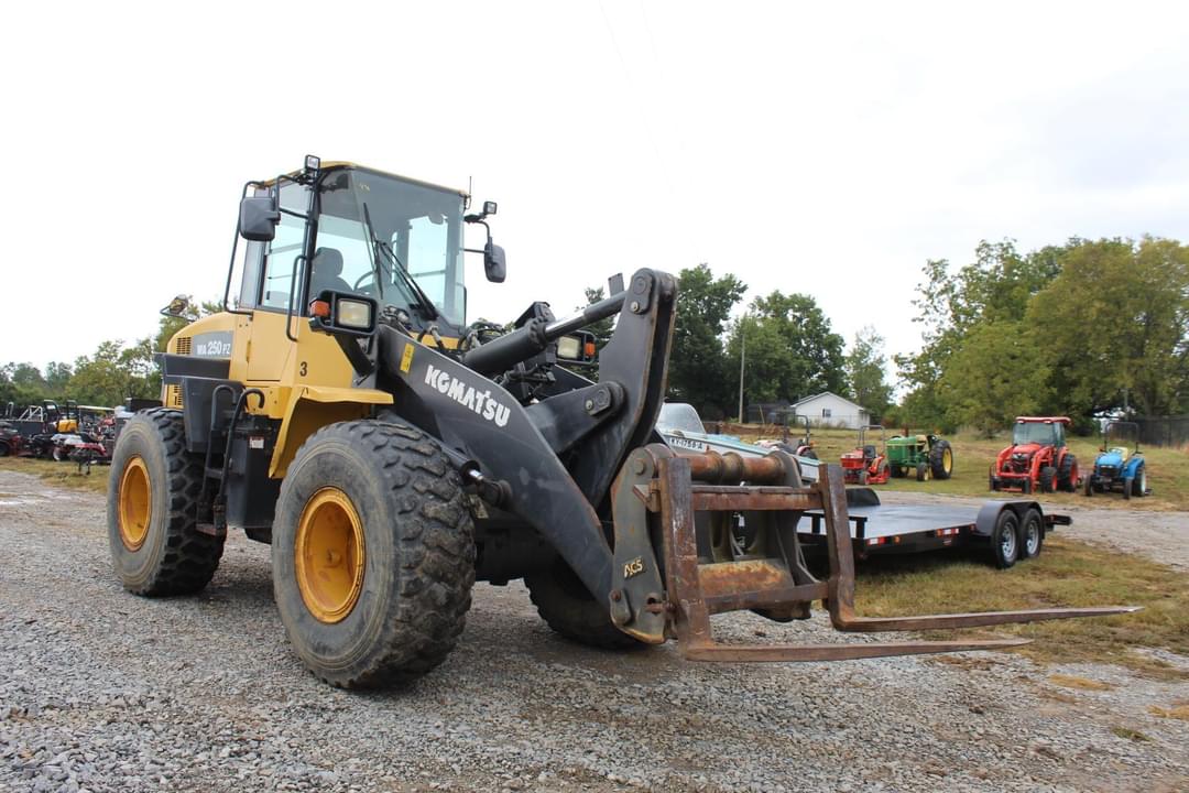 Image of Komatsu WA250PZ Primary image