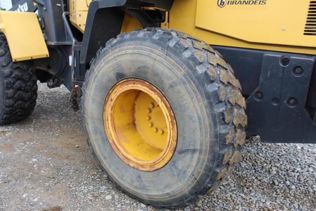 Image of Komatsu WA250PZ equipment image 4