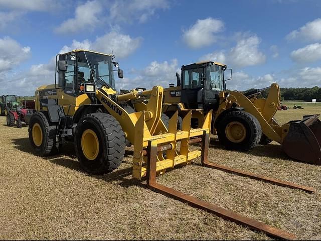Image of Komatsu WA270 equipment image 1
