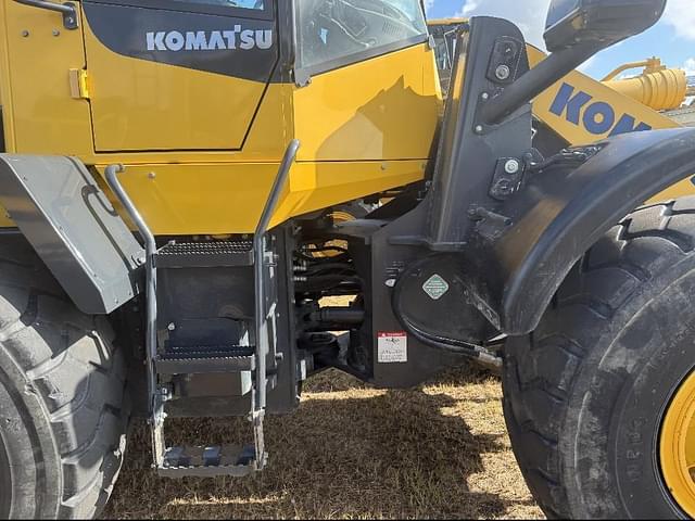 Image of Komatsu WA270 equipment image 3
