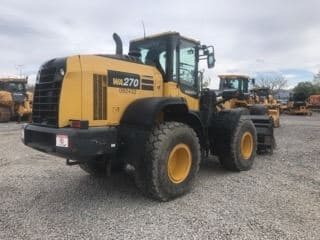 Image of Komatsu WA270-8 equipment image 4