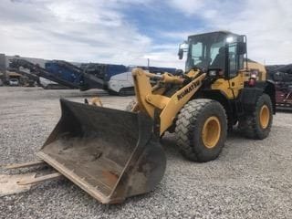 Komatsu WA270-8 Equipment Image0
