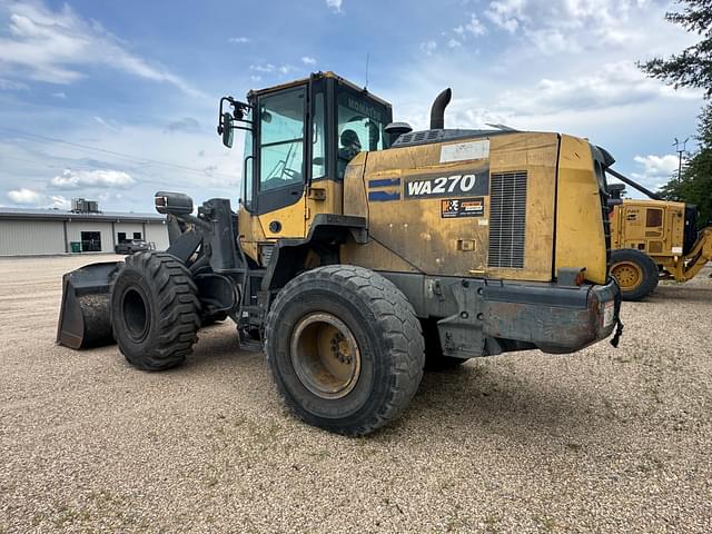 Image of Komatsu WA270 equipment image 3