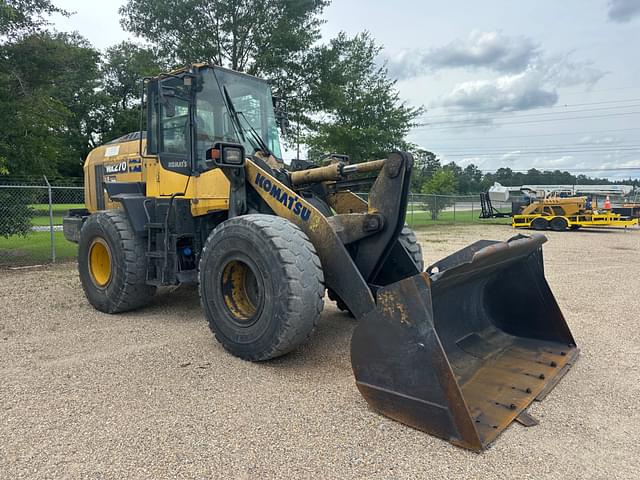 Image of Komatsu WA270 equipment image 1