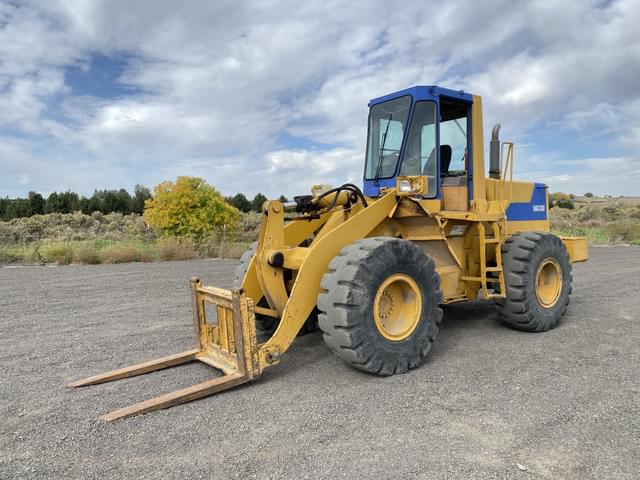 Image of Komatsu WA300 equipment image 1