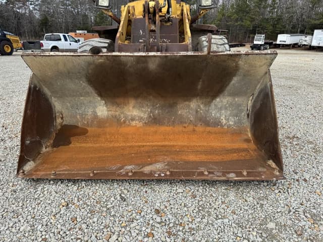 Image of Komatsu WA320 equipment image 1