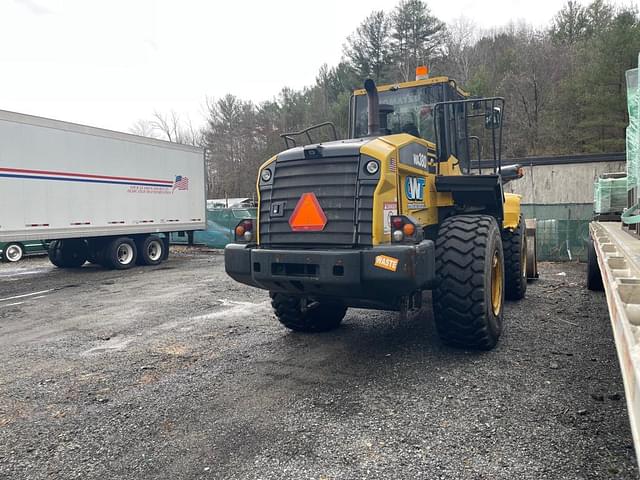 Image of Komatsu WA380-7 equipment image 2