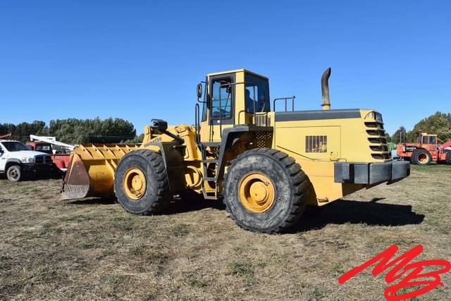 Image of Komatsu WA450 equipment image 4