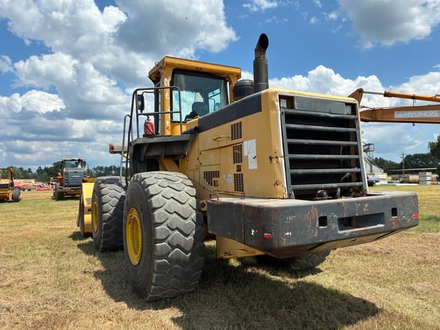 Image of Komatsu WA500 equipment image 4