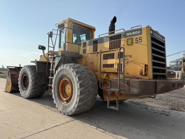 Image of Komatsu WA600 equipment image 1