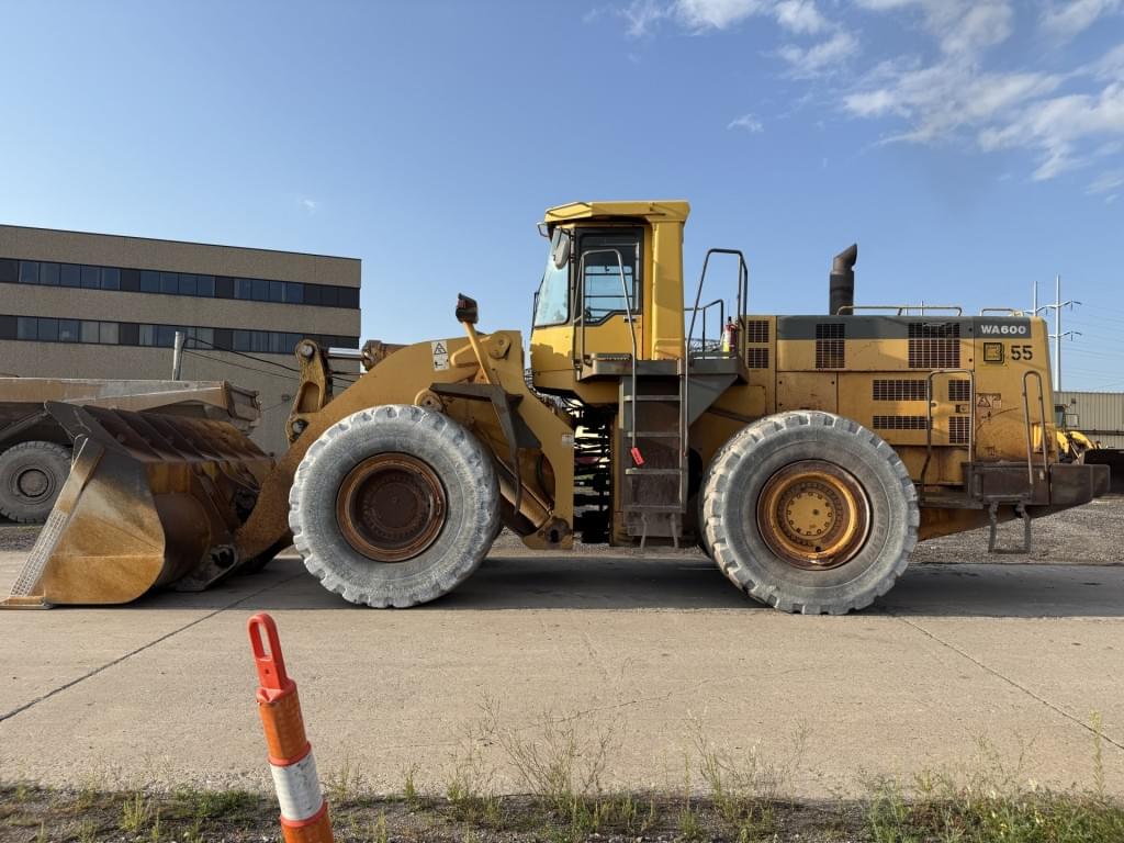 Image of Komatsu WA600 Primary image