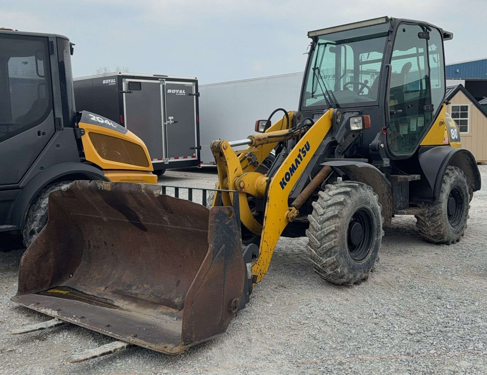 Komatsu WA80 Equipment Image0