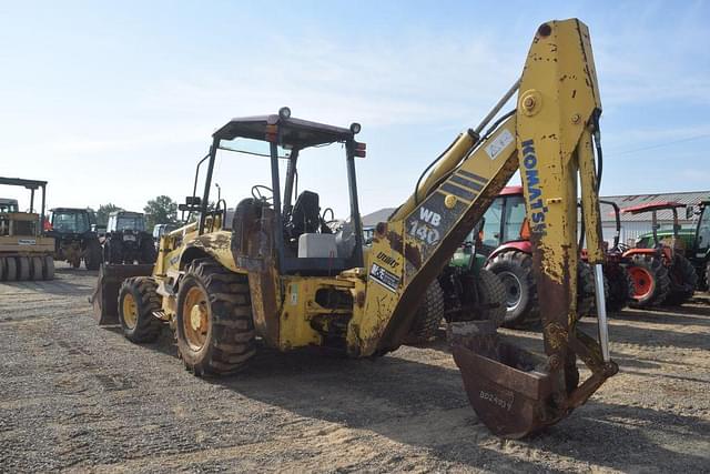 Image of Komatsu WB140 equipment image 1