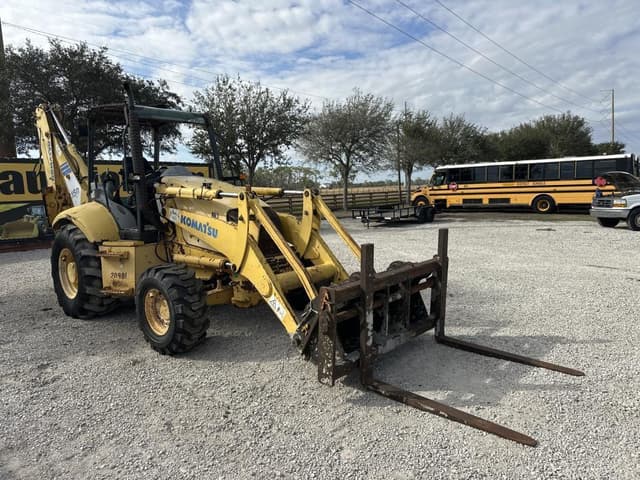 Image of Komatsu WB150 equipment image 4