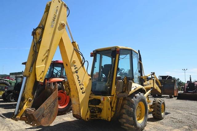 Image of Komatsu WB140 equipment image 2