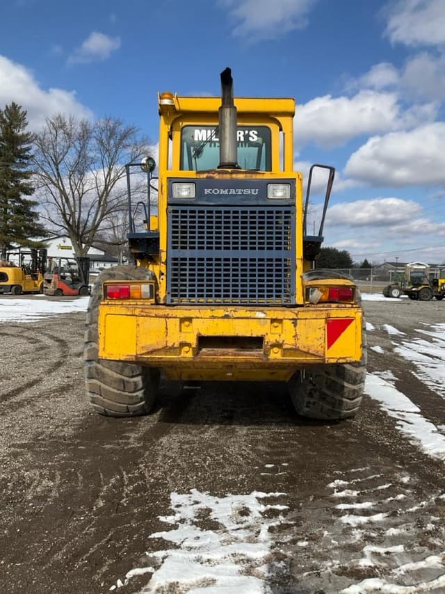 Image of Komatsu WA350 equipment image 3