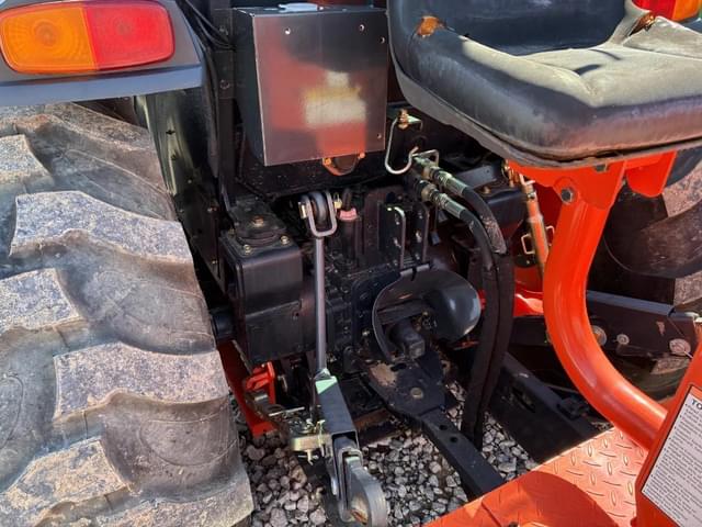 Image of Kioti DK5310SE equipment image 4