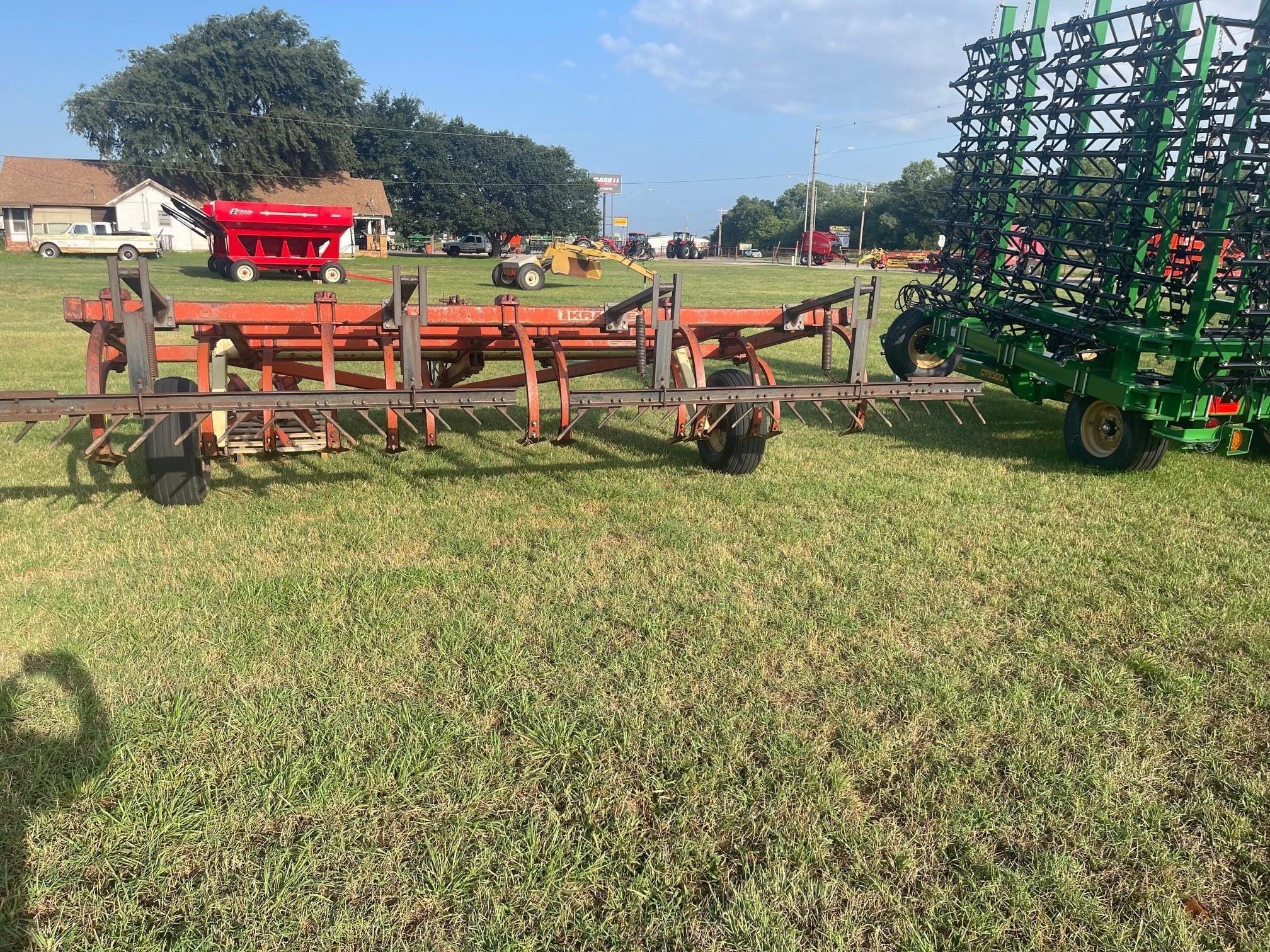 Krause 1072 Equipment Image0