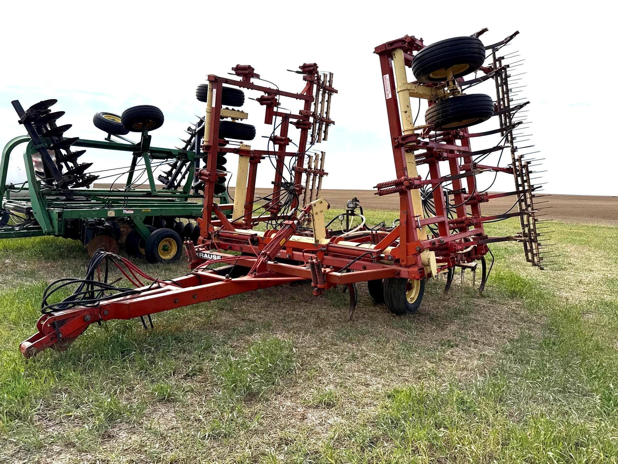 Krause 4330 Equipment Image0