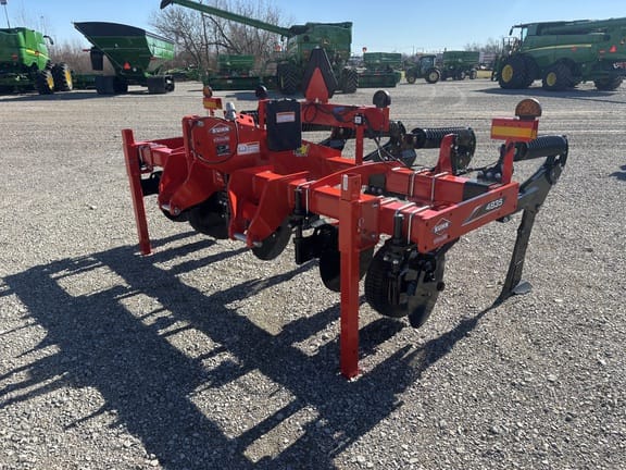 Krause Dominator 4835 Equipment Image0