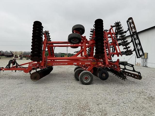 Image of Kuhn Krause Excelerator 8005 equipment image 2