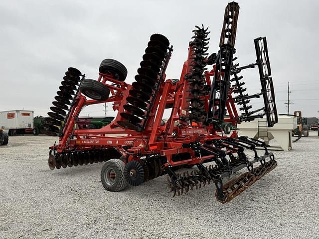 Image of Kuhn Krause Excelerator 8005 equipment image 3