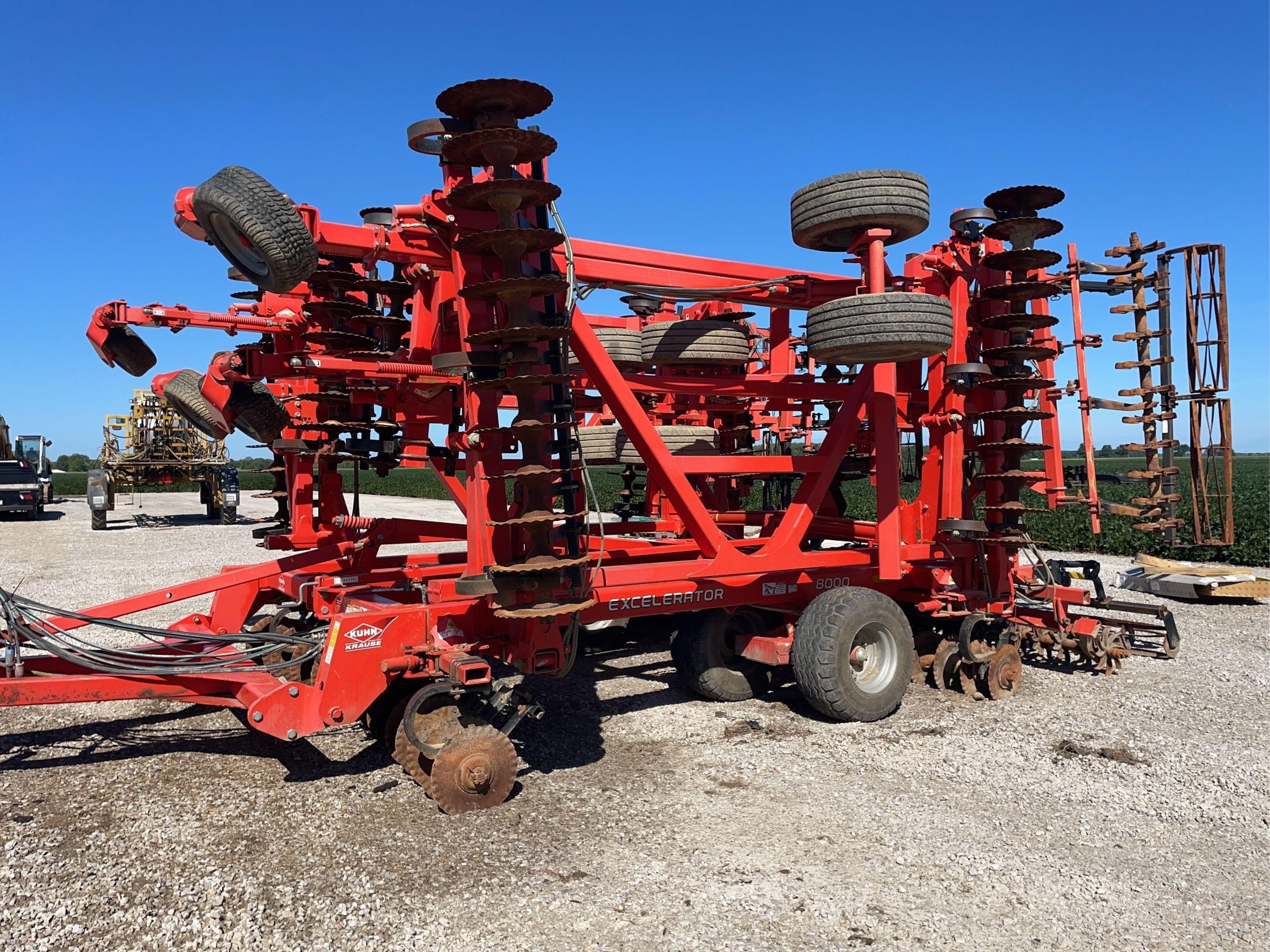 Krause 8000 Equipment Image0