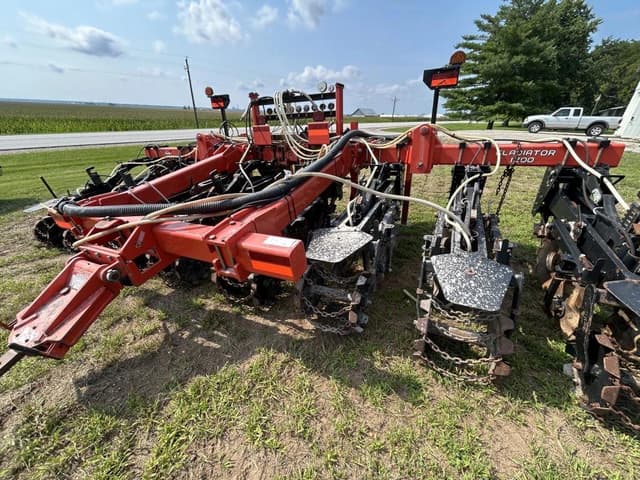 Image of Kuhn Krause Gladiator 1200 equipment image 3