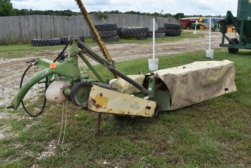SOLD - Krone AM282 Lot No. 413 Hay and Forage with 7 ft | Tractor Zoom