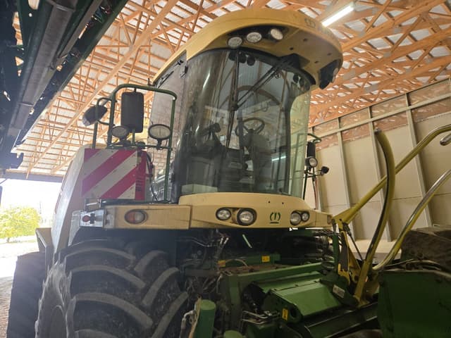 Image of Krone Big X 700 equipment image 2