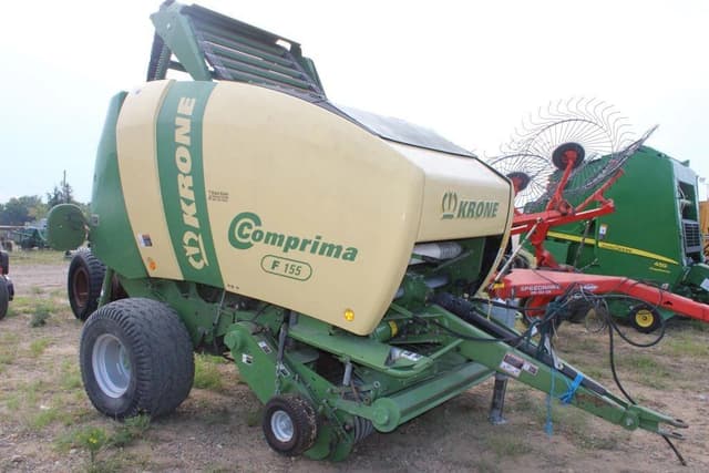 Image of Krone Comprima F155 equipment image 3