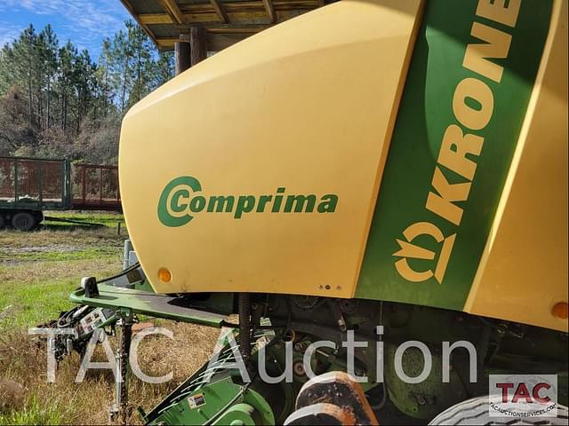 Image of Krone Comprima V150 equipment image 2