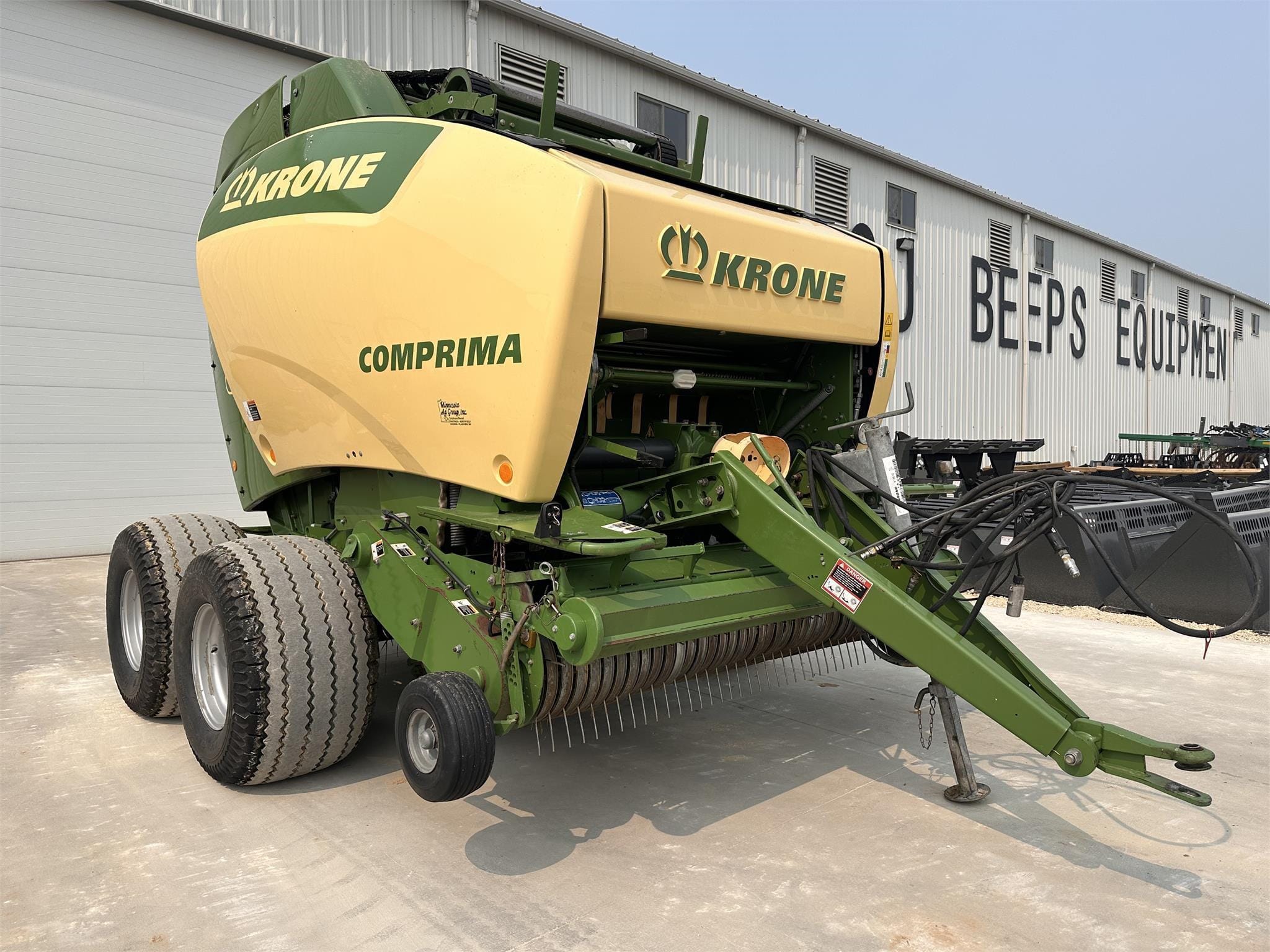 Krone Comprima V180XC Equipment Image0