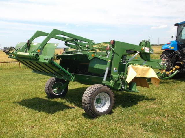 Image of Krone EasyCut 3201CV equipment image 2